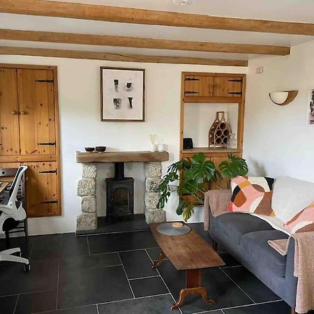 9A Viaduct Cottage - The Cosiest Bolthole In The Sw! هايلي المظهر الخارجي الصورة
