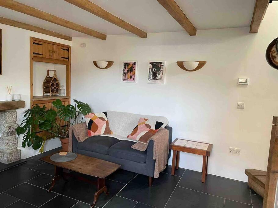 9A Viaduct Cottage - The Cosiest Bolthole In The Sw! هايلي المظهر الخارجي الصورة